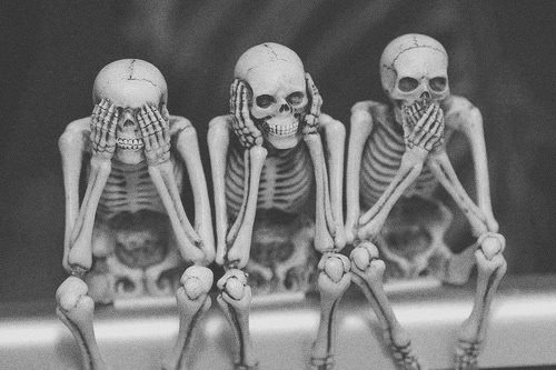 3-skeletons.jpg