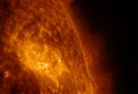 NASA-Sun-m6-flare-flare-crop.gif