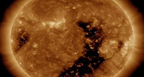 coronal_hole.jpg