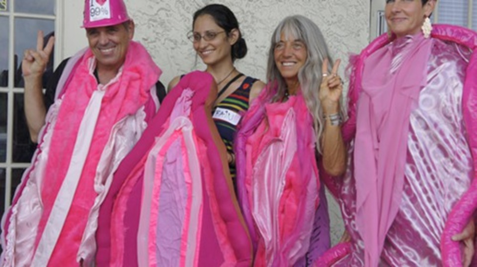 menvaginacostume2.jpg